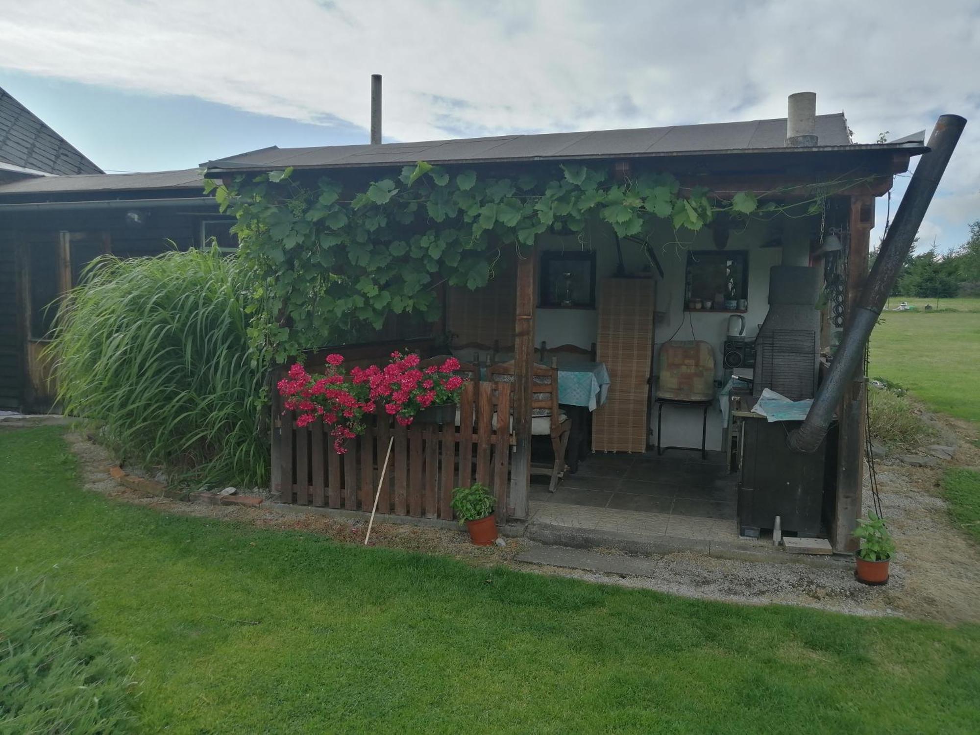 Dvougeneracni Dum Se Zahradou Apartment Vimperk Bagian luar foto